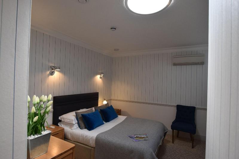 Watersmeet Hotel - Oda