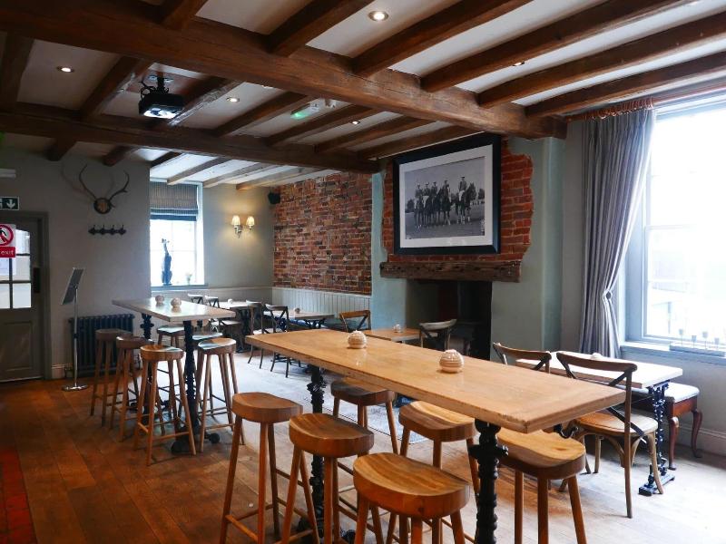 The Boot Inn - Bar