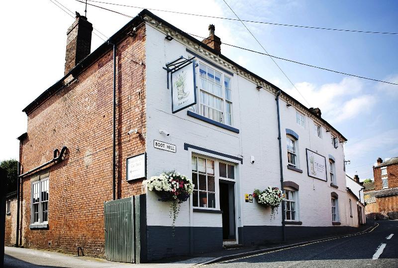 The Boot Inn - Genel