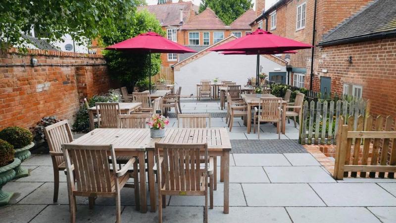 The Boot Inn - Genel