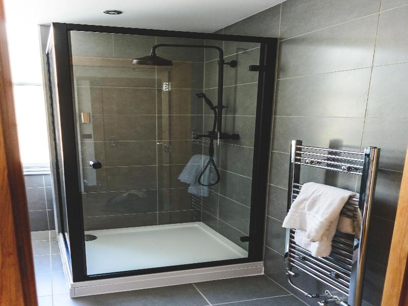 Mono Suites - Oda