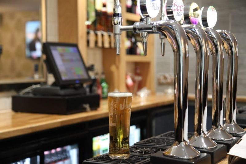 The Liberal House - Bar