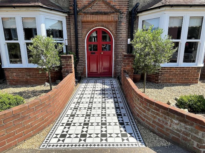 Holway House - Genel