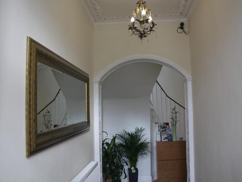 Edinburgh Holiday Guest House - Genel