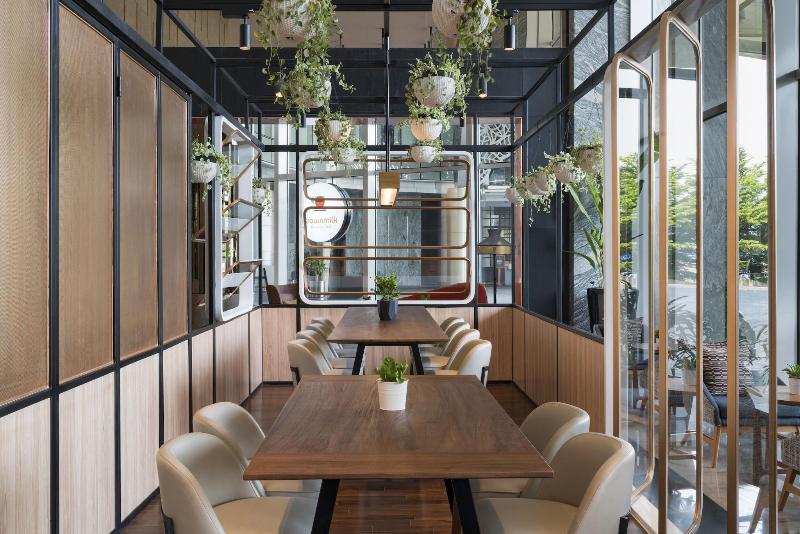 Swissotel Jakarta PIK Avenue - Bar