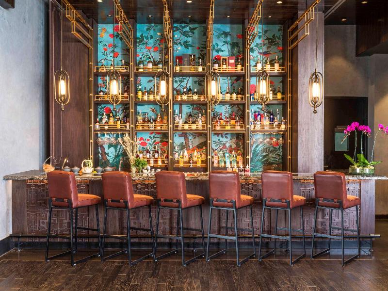 Swissotel Jakarta PIK Avenue - Bar