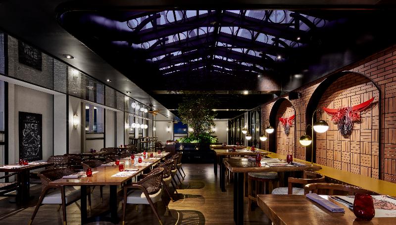 Pullman Bandung Grand Central - Restoran