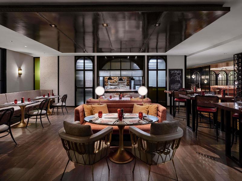 Pullman Bandung Grand Central - Restoran