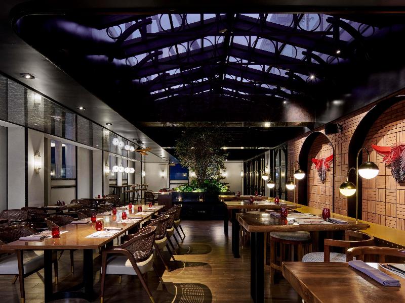 Pullman Bandung Grand Central - Restoran