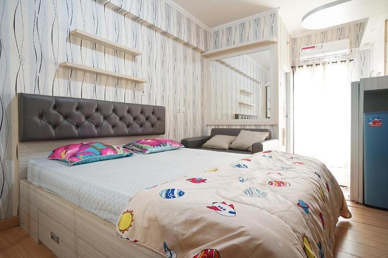 Planet Room Kemang View by ZUZU - Oda