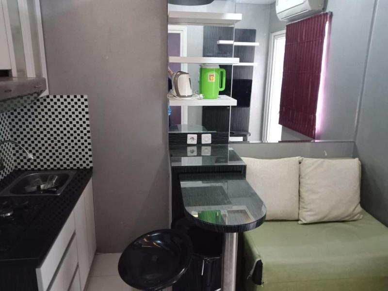Apartment Green Pramuka by Vincent by ZUZU - Lobi