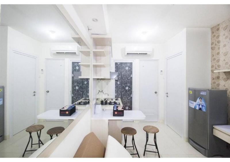 Apartment Green Pramuka by Vincent by ZUZU - Oda