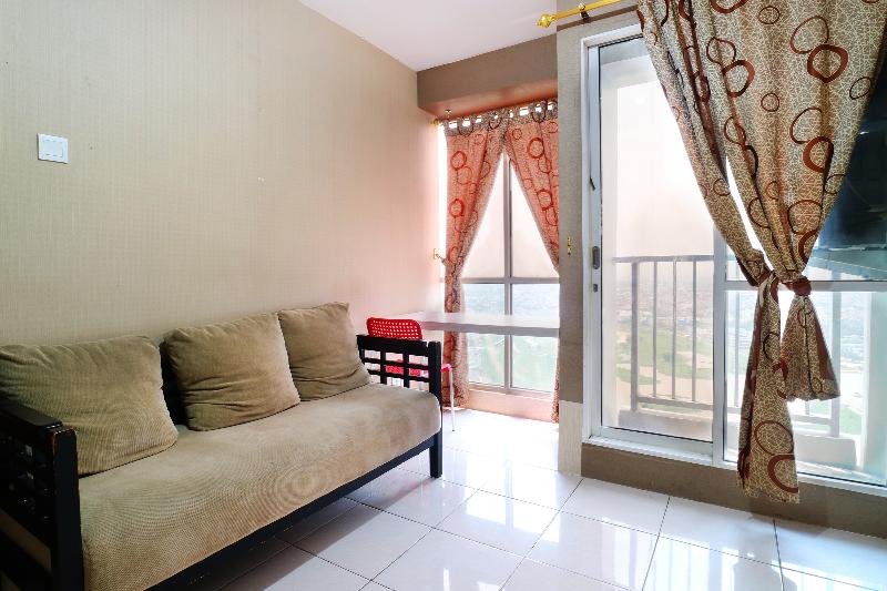 Snowy @ Apartemen Tifolia by ZUZU - Lobi