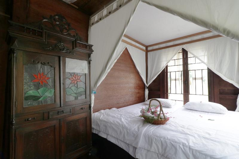 NILA HOUSE, Sharia Family Home Stay by ZUZU - Oda