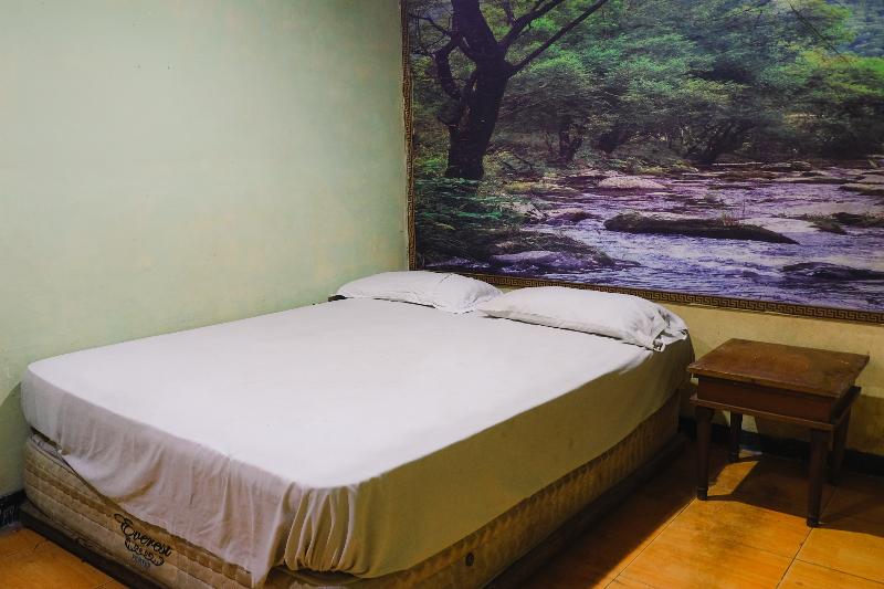 King Stone Hotel by ZUZU - Oda