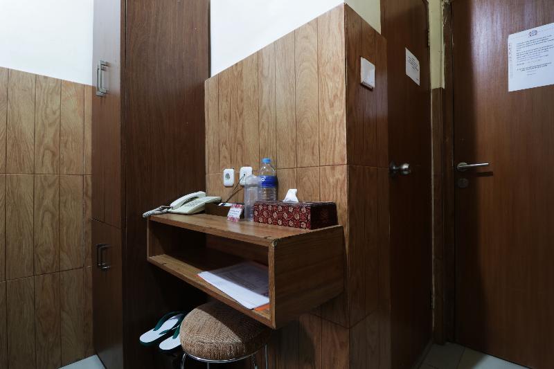 58 Guesthouse Tangerang by ZUZU - Oda