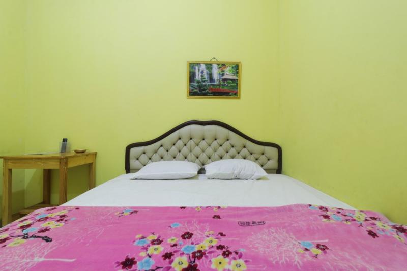 Hotel Surabaya Jaya Bandara Soetta by ZUZU - Oda