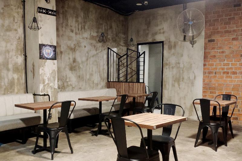 Orange Inn Hotel Mangga Besar by ZUZU - Bar