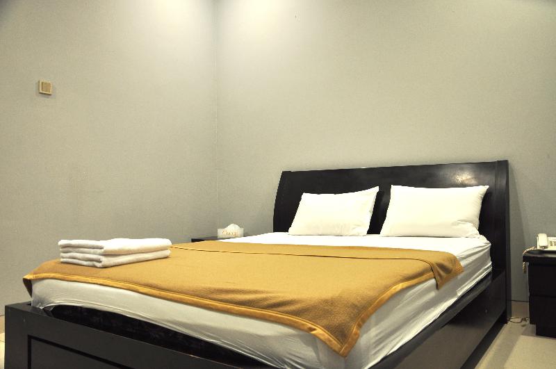 Orange Inn Hotel Mangga Besar by ZUZU - Oda