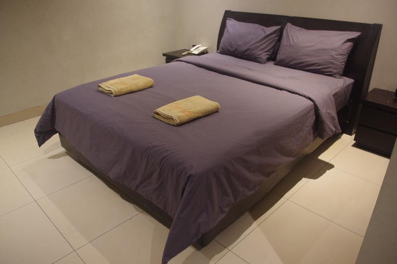 Orange Inn Hotel Mangga Besar by ZUZU - Oda