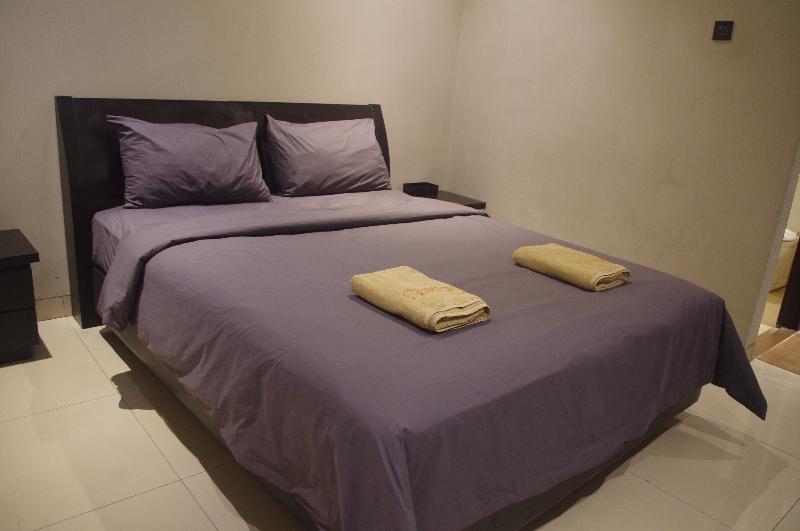 Orange Inn Hotel Mangga Besar by ZUZU - Oda