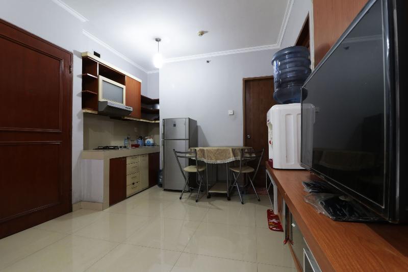 Rent House Center at Apartmen Mediterania by ZUZU - Lobi