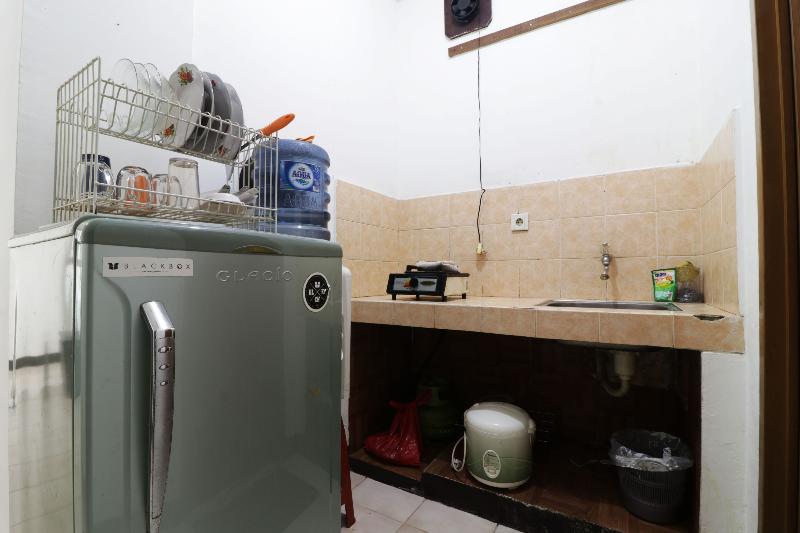Rent House Center at Apartmen Mediterania by ZUZU - Oda