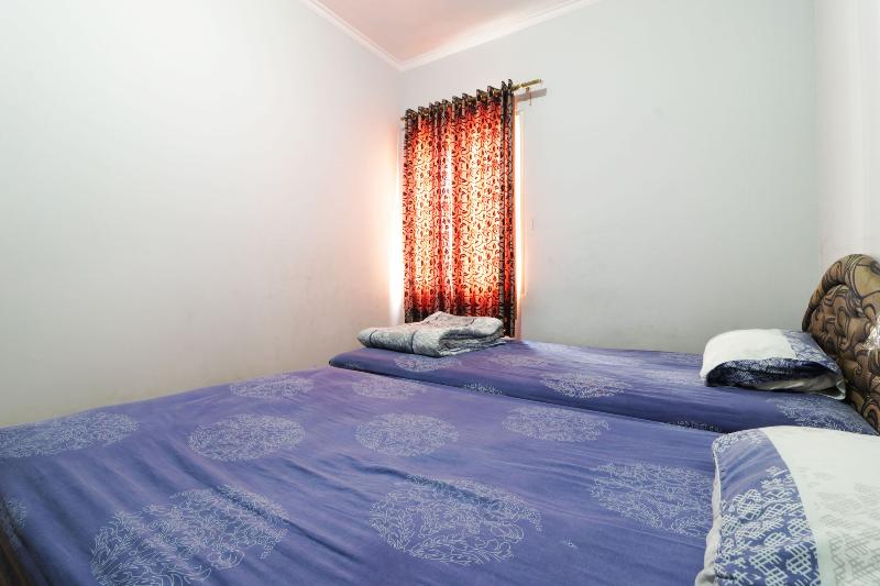 Rent House Center at Apartmen Mediterania by ZUZU - Oda