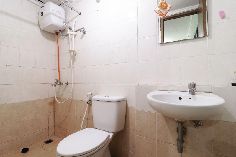 Rent House Center at Apartmen Mediterania by ZUZU - Oda