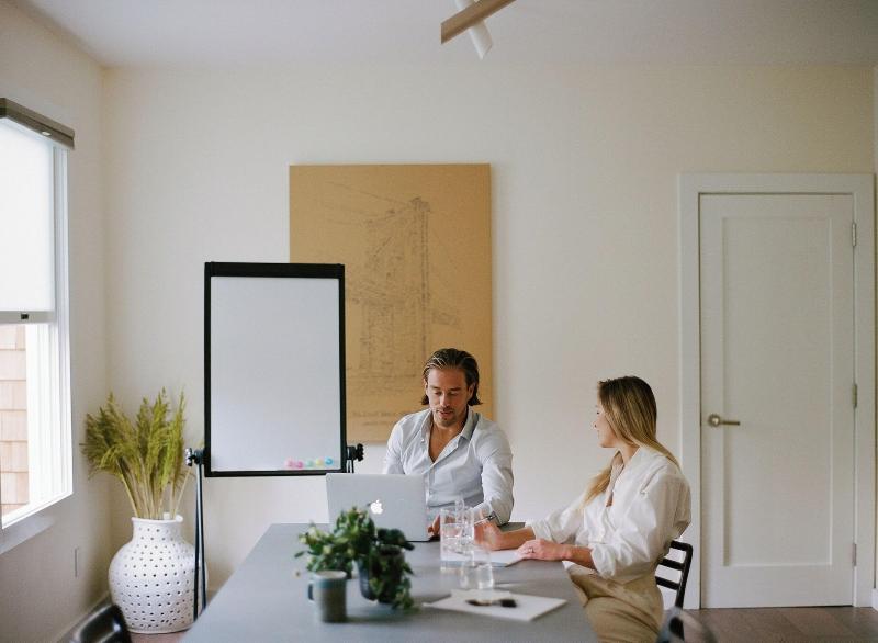 The Roundtree, Amagansett - Toplantı