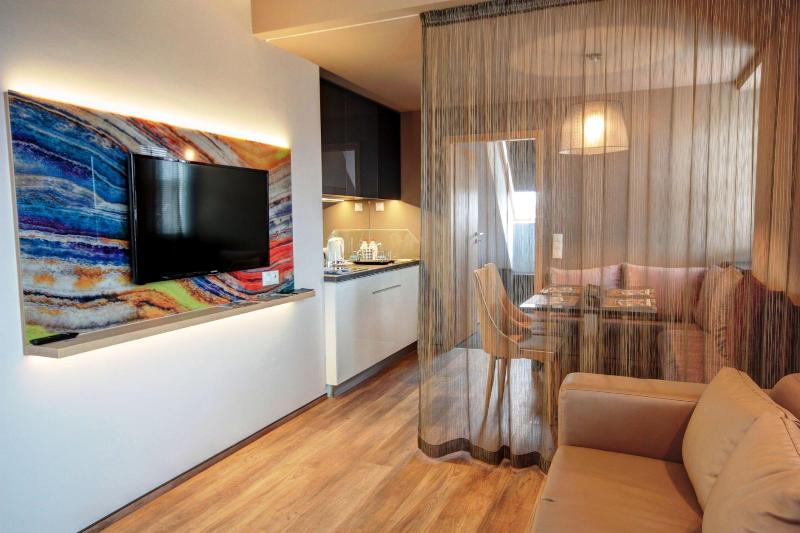 Onyx Luxury - Oda