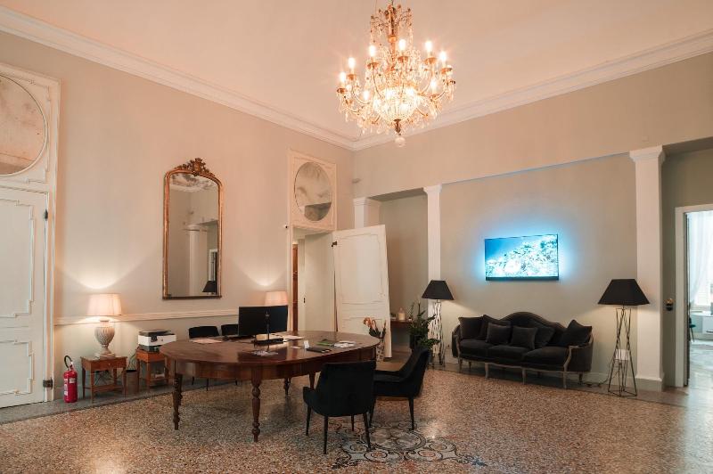 Royal Palace Hotel & Spa - Lobi