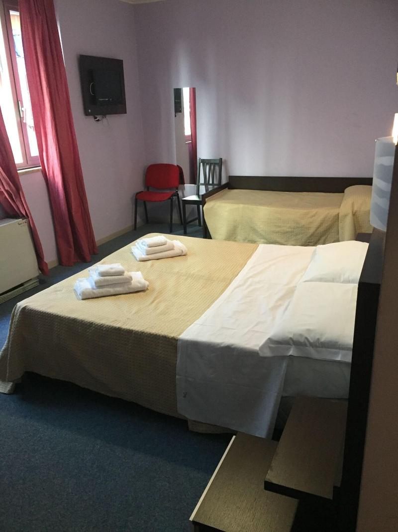 Hotel Lucania - Oda