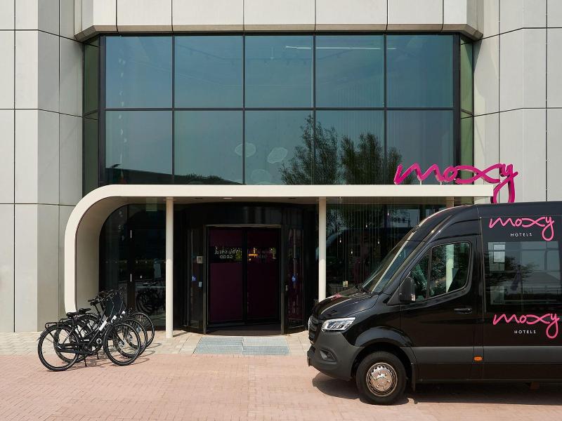 Moxy Amsterdam Schiphol Airport - Genel