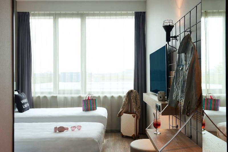 Moxy Amsterdam Schiphol Airport - Oda