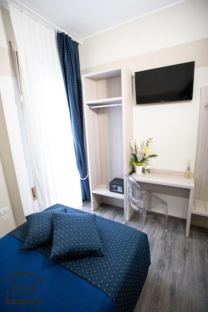 Home Hotel - Oda