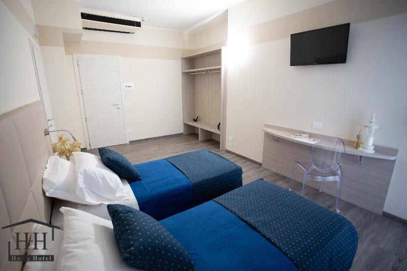 Home Hotel - Oda