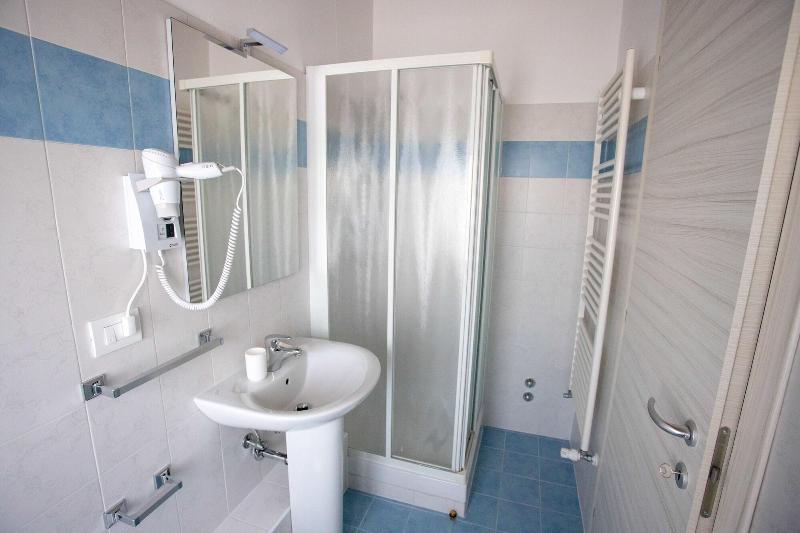 Home Hotel - Oda