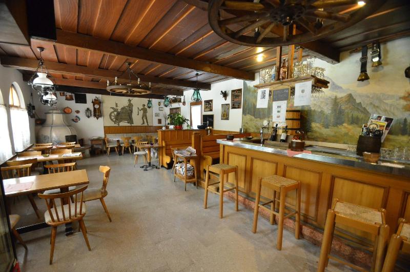 Al Moleta - Bar
