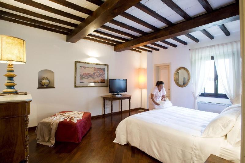 Villa I Barronci Resort & Spa - Oda