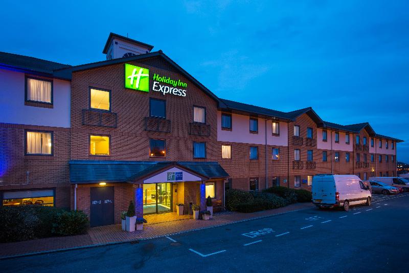 Holiday Inn Express Swansea East - Genel