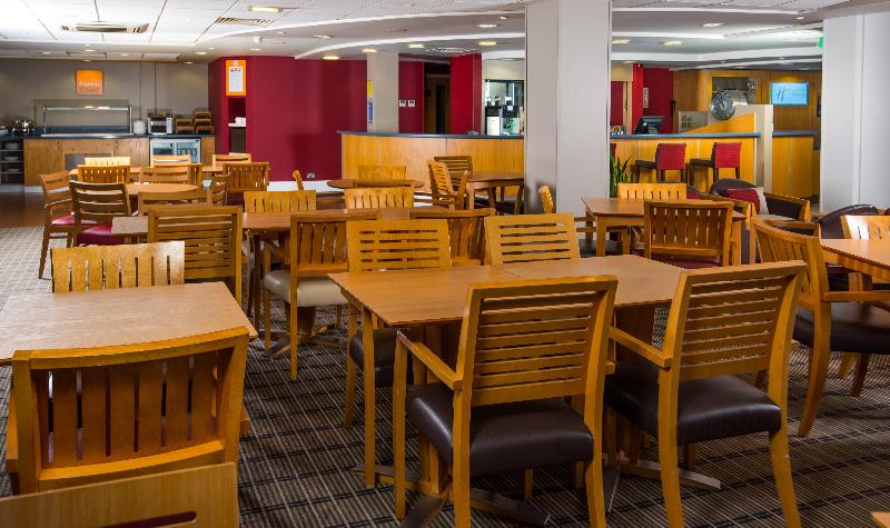 Holiday Inn Express Swansea East - Restoran