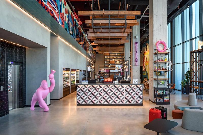 Moxy Lisboa Oriente - Lobi