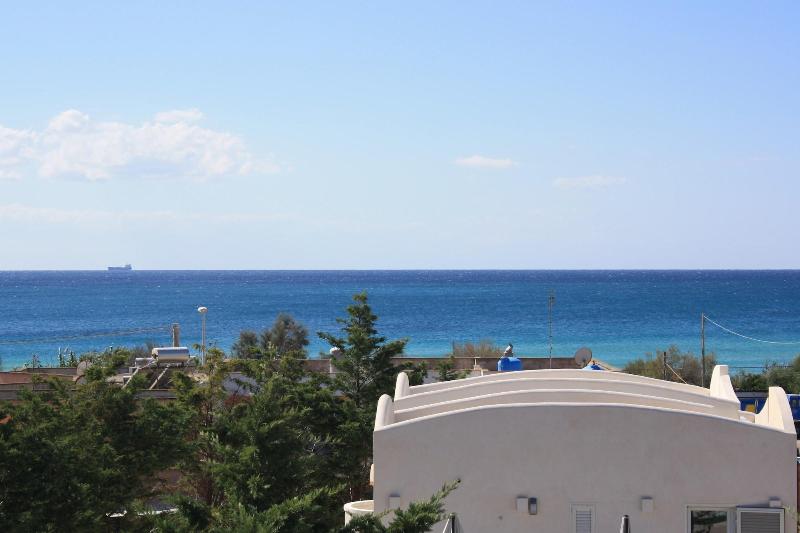Morello Beach Hotel - Genel