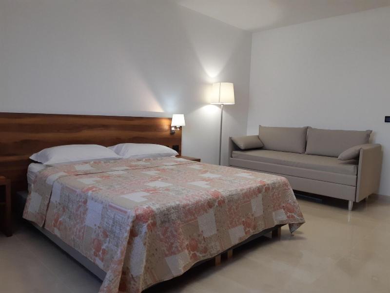 Morello Beach Hotel - Oda