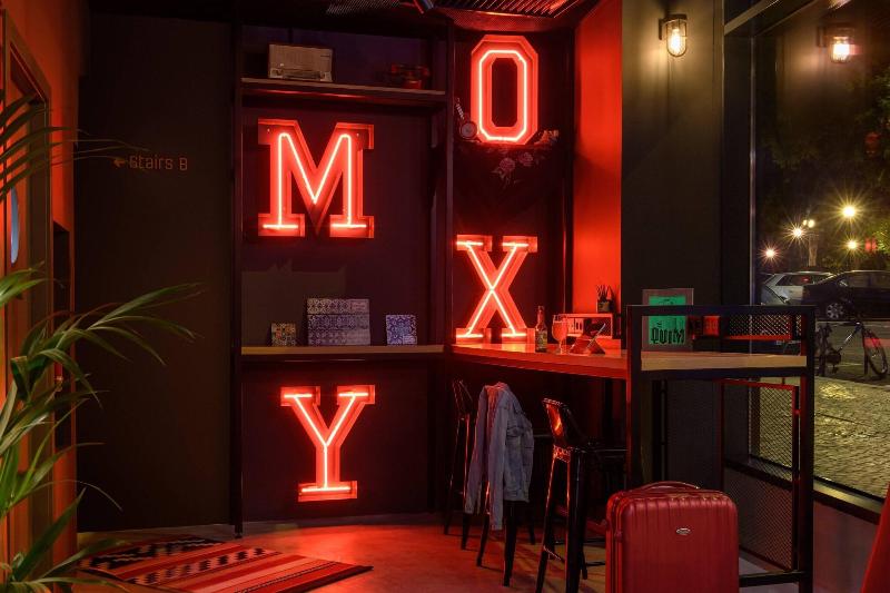 Moxy Lisbon City - Bar