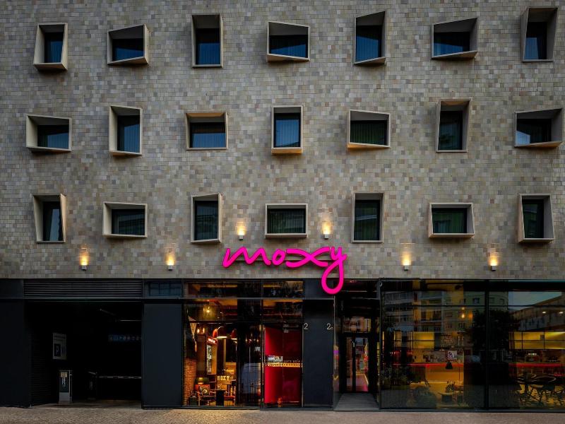 Moxy Lisbon City - Genel