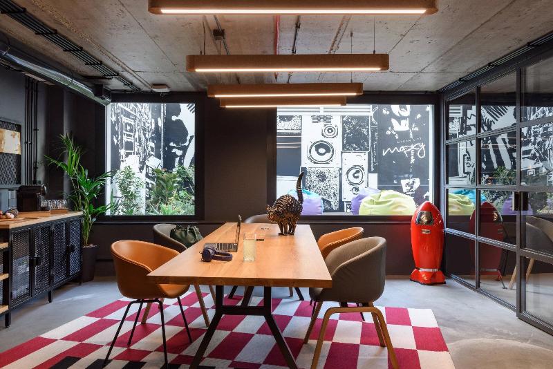 Moxy Lisbon City - Genel