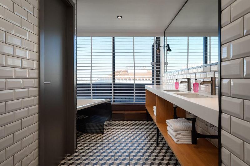 Moxy Lisbon City - Oda