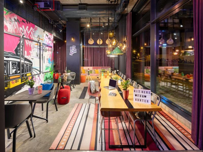 Moxy Lisbon City - Restoran